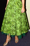 Vintage dress, in green - Close-up of bottom half